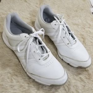 Adidas traxion golf shoes